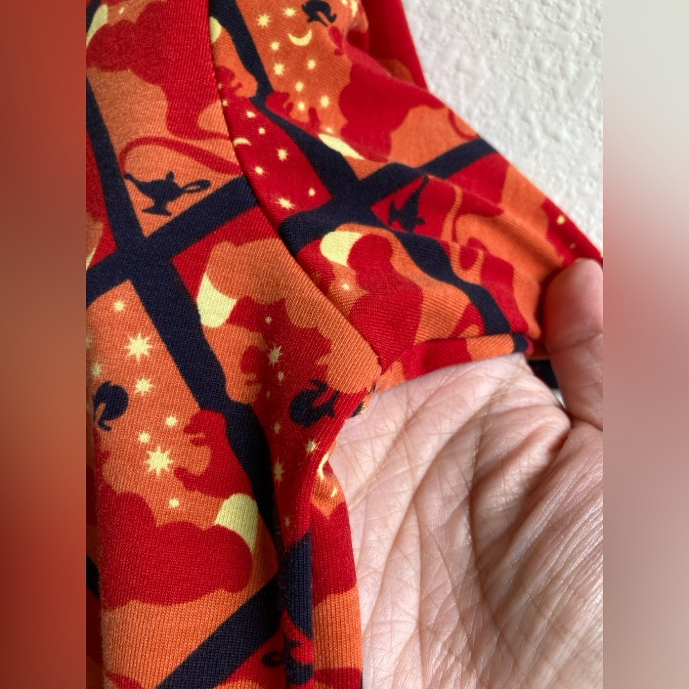 LuLaRoe Disney Collection Jafar as Genie Gracie Top Size 14 - Picture 4 of 9